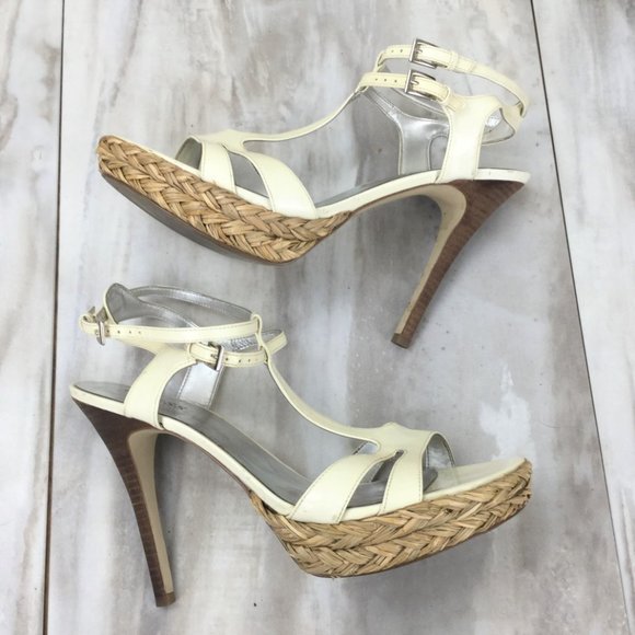 Guess by Marciano Bone Platform Heels 7.5 - Picture 7 of 9